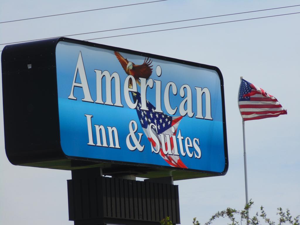 American Inn And Suites Houghton Lake Eksteriør billede